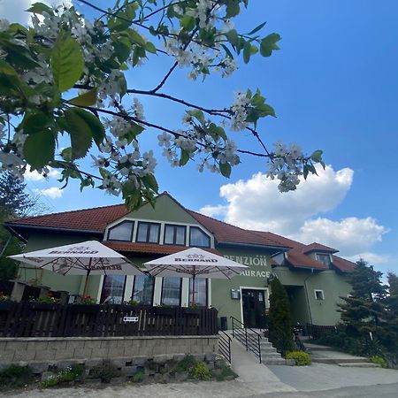 Penzion U Kasnych Mníšek pod Brdy Exterior foto