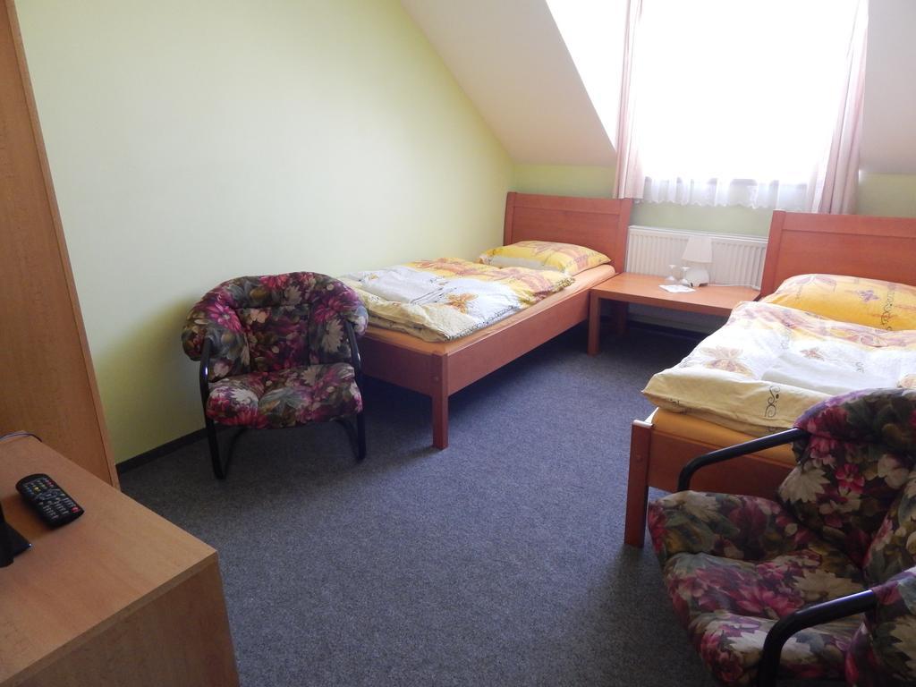 Penzion U Kasnych Mníšek pod Brdy Exterior foto