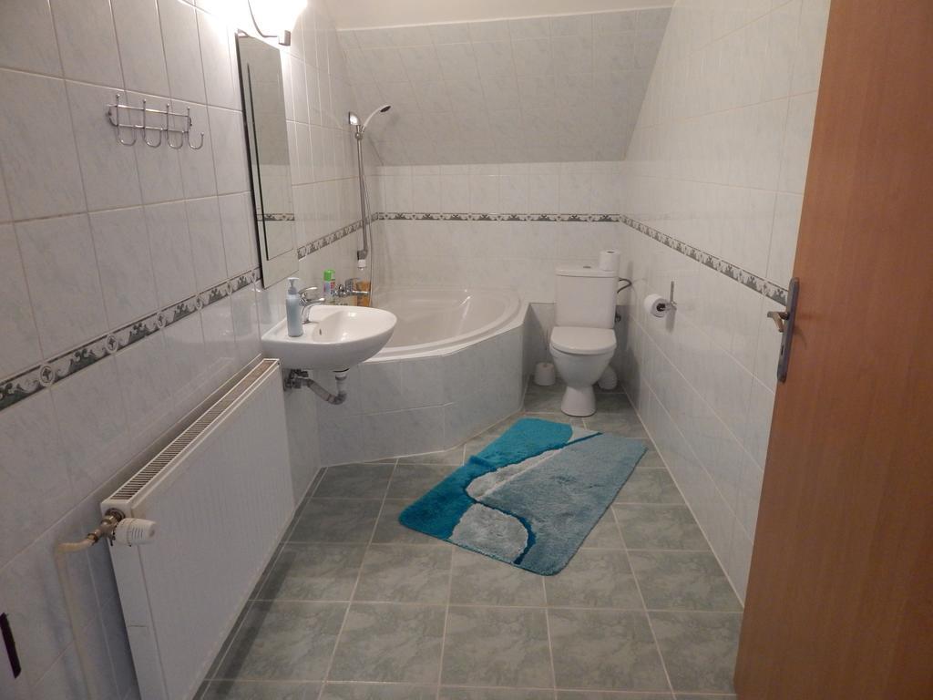 Penzion U Kasnych Mníšek pod Brdy Exterior foto